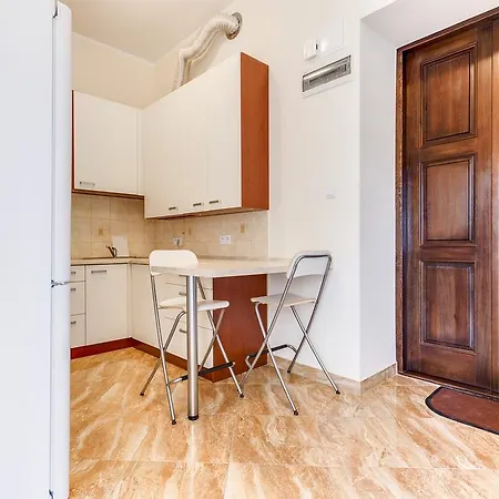 Apartment Penguin 1410 On Brzozowa Street