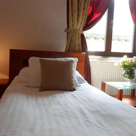 Bed & Breakfast Tango House Bed & Breakfast 3*