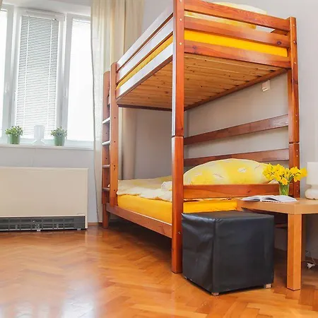לינה וארוחת בוקר Okay House קרקוב