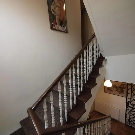 Ingo Aparthotel 3*
