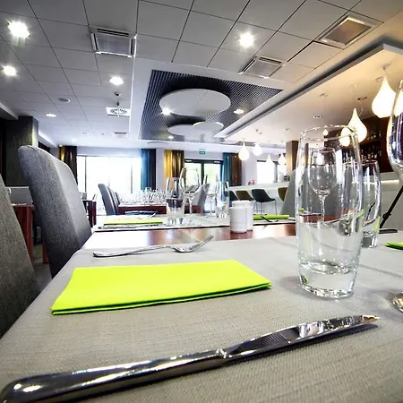 Golden Tulip Center Hotel 4*