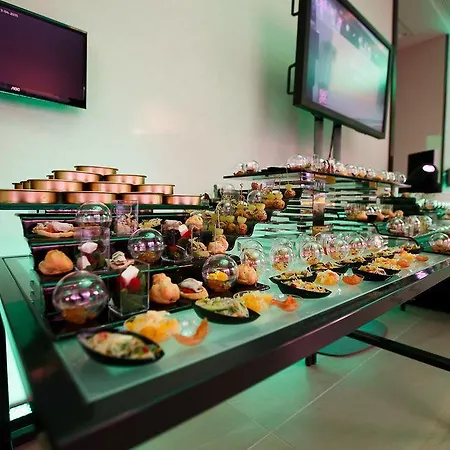 Hilton Garden Airport Szálloda