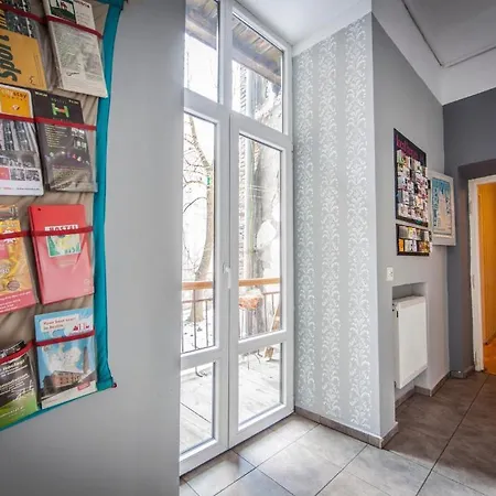 Travellers Hostel