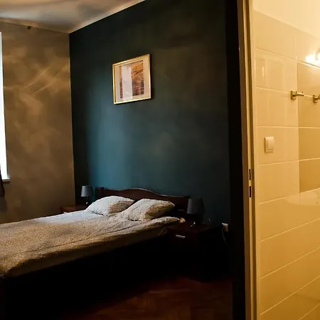 Hostel Tramp Aparthostel *