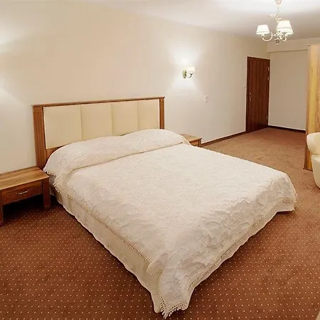 Otel Jan 3*