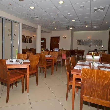 Hotel H6 Major Travel & Business, Free Parking 3*