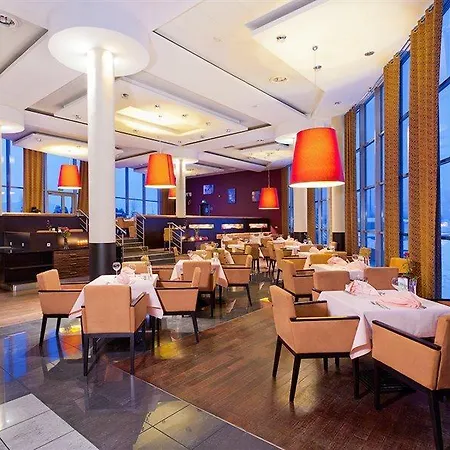 Hotel Qubus 4*