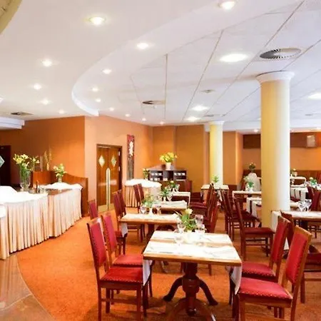 Sympozjum & Cracovia