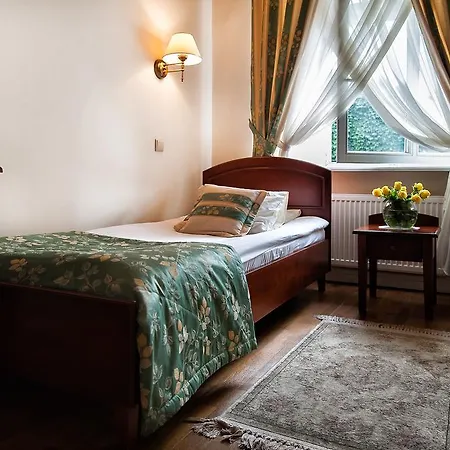 Hotel Karmel 3*