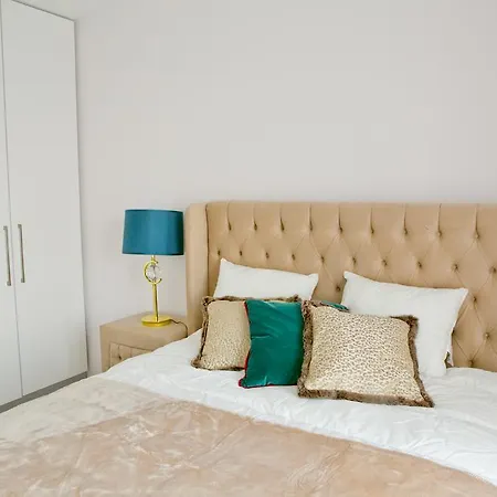 Appartement Elegant Center 7a