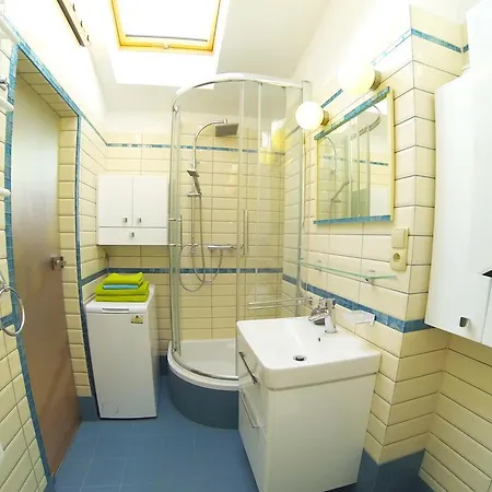Apartament Krupnicza 12 *