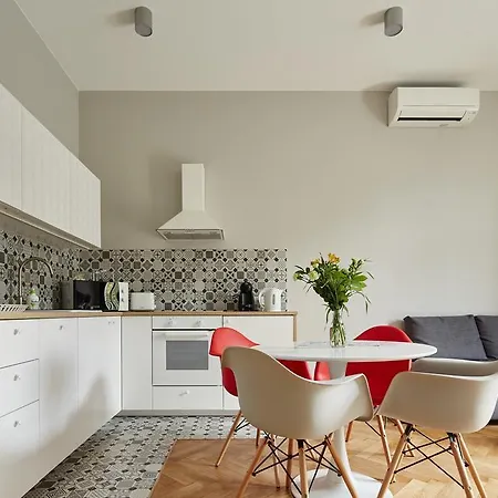 Playroom Appart hôtel *