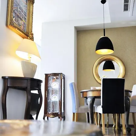 Mondrian Luxury & Old Town