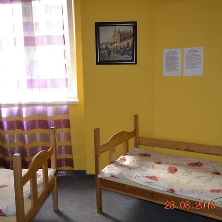 Honey Hostel *