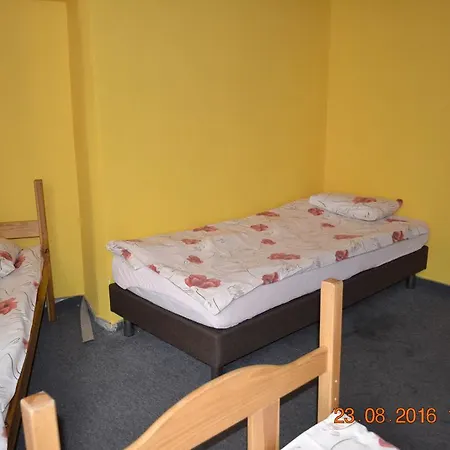 Honey Hostel