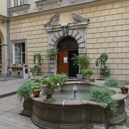 Appartamento W Palacu Pod Baranami Cracovia