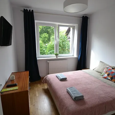 Apartment Apartament R4 *