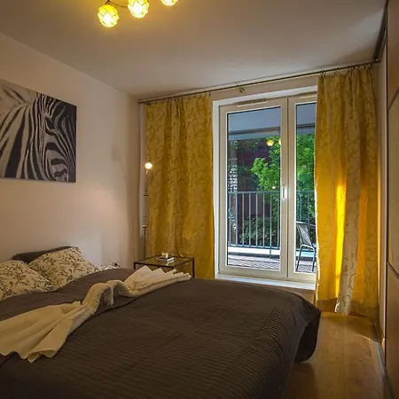 Victoria Estate Apartment *