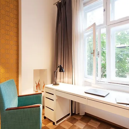 Honey Time Apartment *