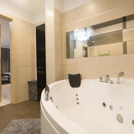 Kings City - Skawinska Apartment Apartment *