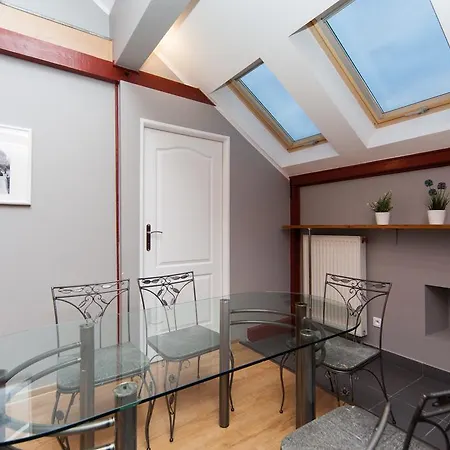 Penthouse With Piano & Old Town View