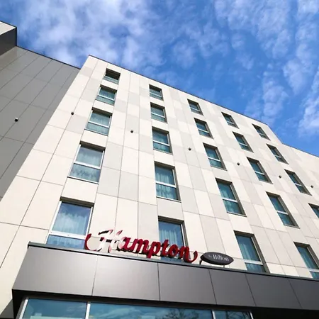 Hampton By Hilton Hotel 3*