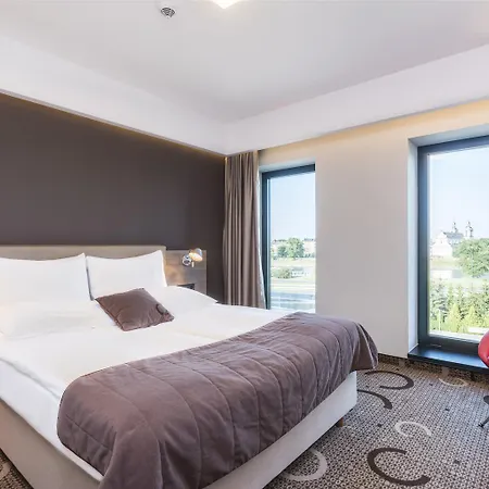 Otel Q