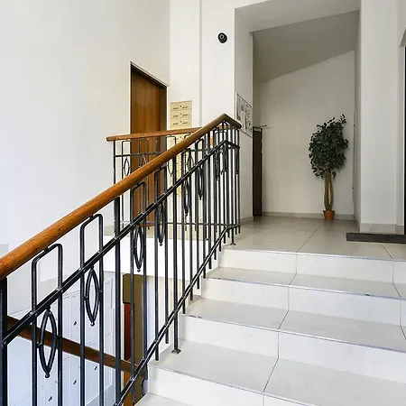 Royal Apartment *