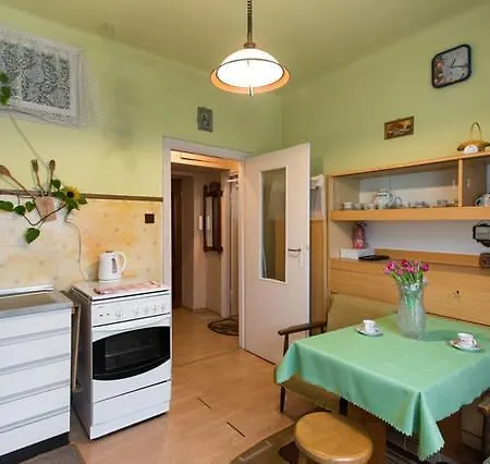 Feel The Old Socialist Style Apartment Krakow