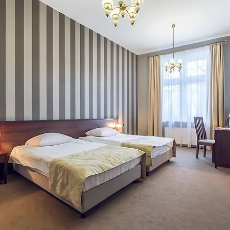 Royal Hotel 3*