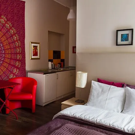 Hotel Lounge *