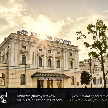 2 Nights Apartments - Great Location, Right Next To Main Rail And Bus Station, 10 Min To Main Square By Foot
