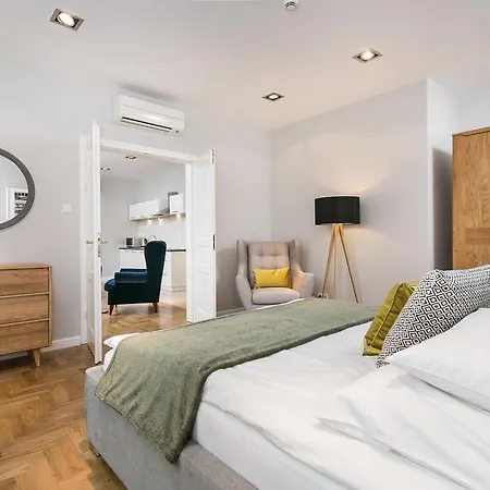 Aparthotel Venetian House Market Square Krakow