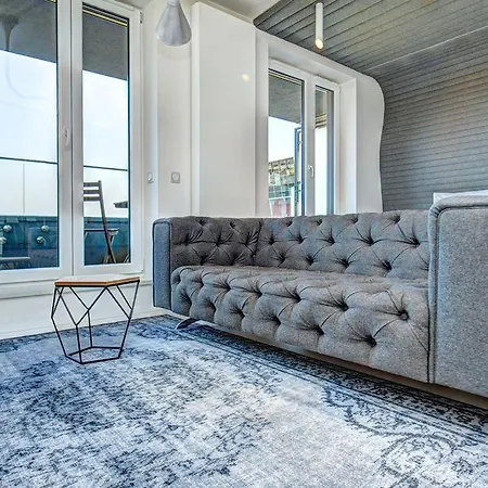 Bed&bath Futuristic Apartment Krakow