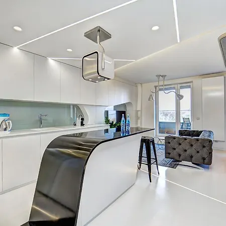 Bed&bath Futuristic Apartment *