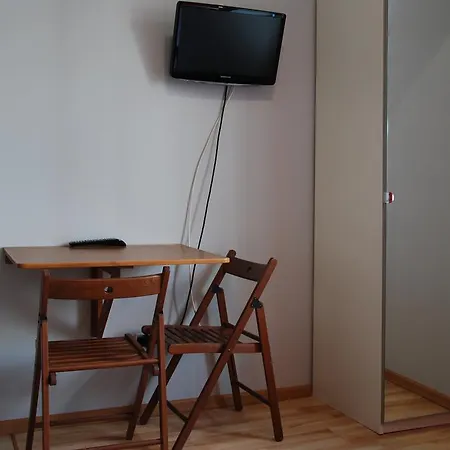 999 Aparthostel Hostel