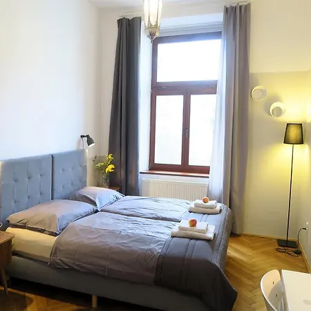 Goscinne Poselska 20 Homestay Krakow