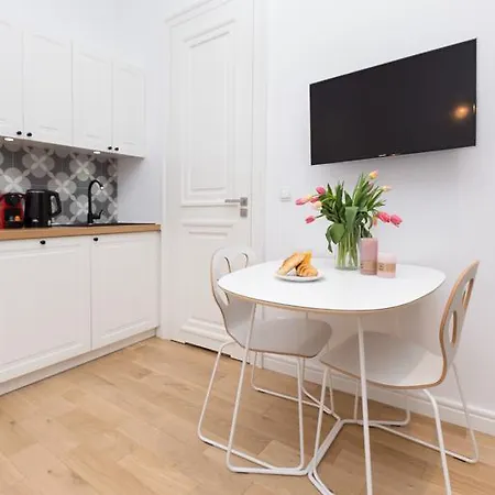 Apartament Tenczyńska 3 *