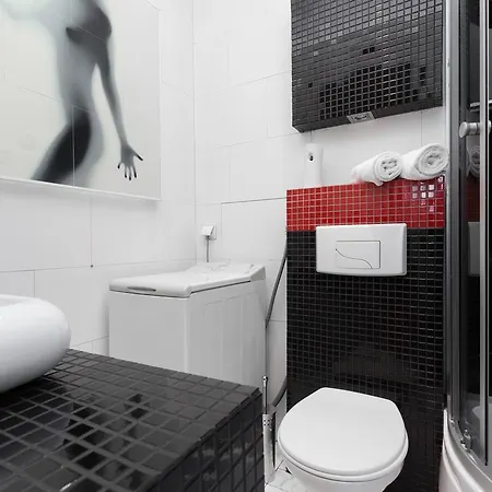 Apartament Dietla 69 *
