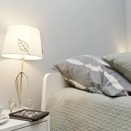 Light Apartment *