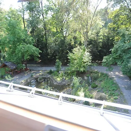 Ekosamotnia Gasthuis Krakau