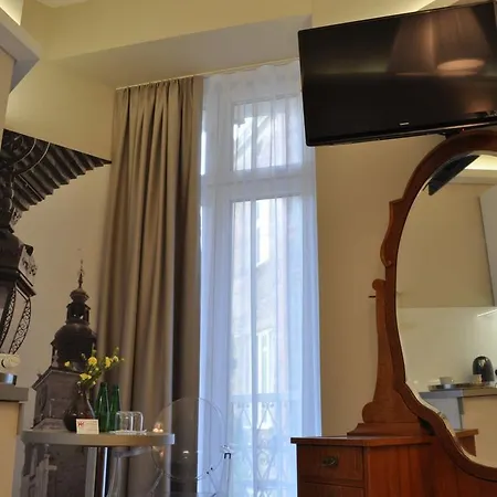 Podwale Apartment *
