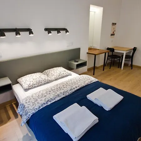 Goscinne Sw. Anny Apartmanhotel *