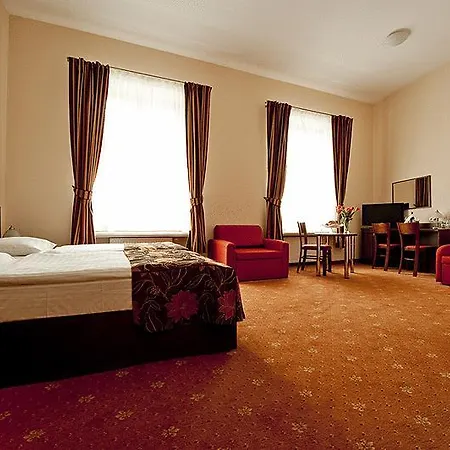 Western Old Town 3*