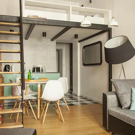 Bc7 Apartment *