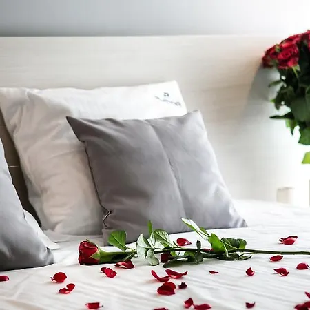 Platinia - Komfortowe Stare Apart Otel
