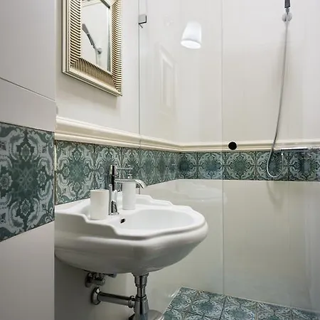 P&j Luxury Krakow