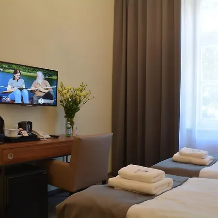 Old Town Aparthotel 3*