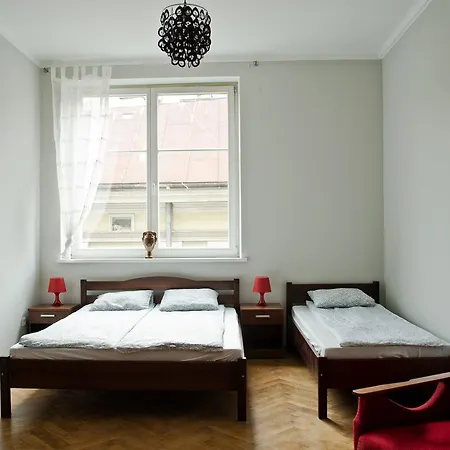 Tramp Aparthostel Hostel