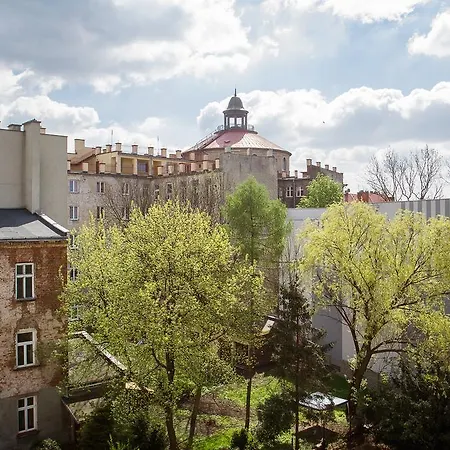 Apple Tree Krakow